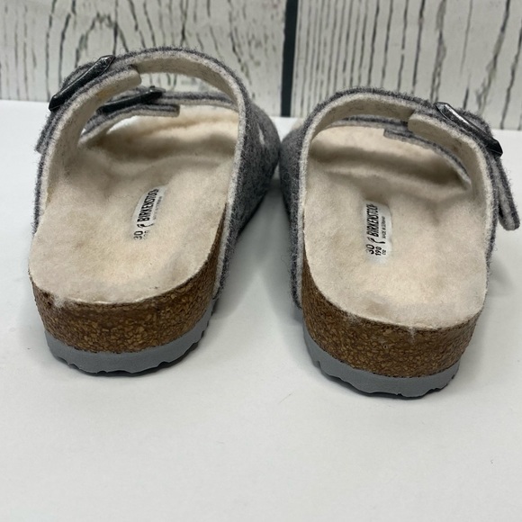 Birkenstock Arizona Happy Lamb Kids slides size 12 - Picture 4 of 7